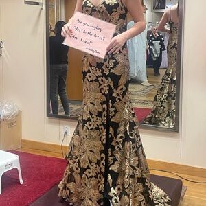 Black and gold two tone sequin dress can become strapless